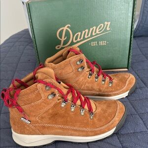 Danner Women's Tan Hiking Boots